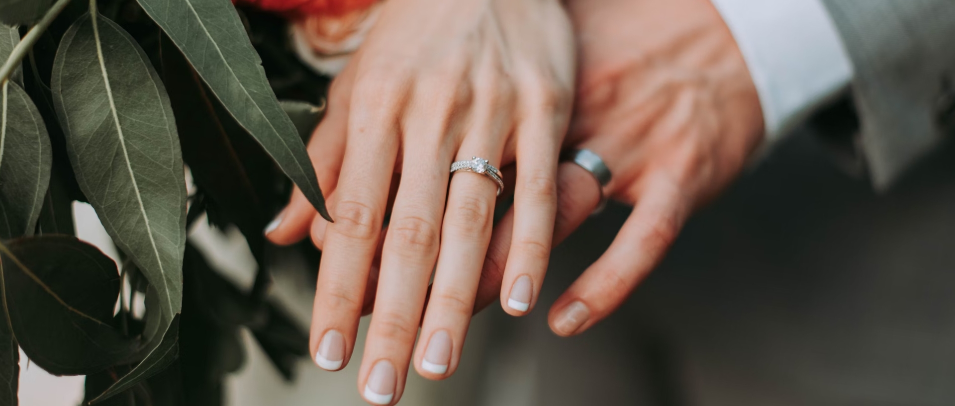 jewellery for men and women on hand with leaves