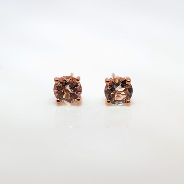 Choose a claw setting for your earrings to enhance their sparkle and securely showcase your gemstones. Discover our Morganite Stud Earrings in 9ct Rose Gold.