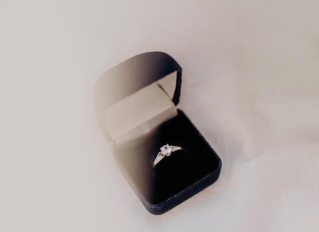 diamond engagement ring