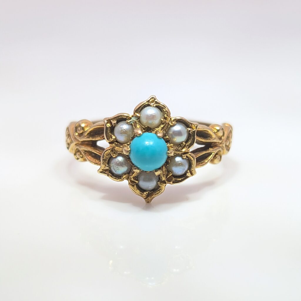 Vintage pre-loved turquoise & pearl floral ring in 9k yellow gold