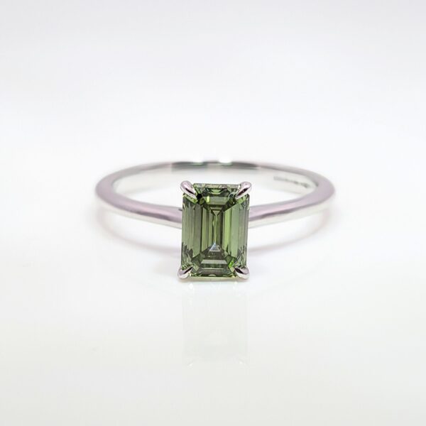 18ct White Gold Green Diamond Lab Grown Ring