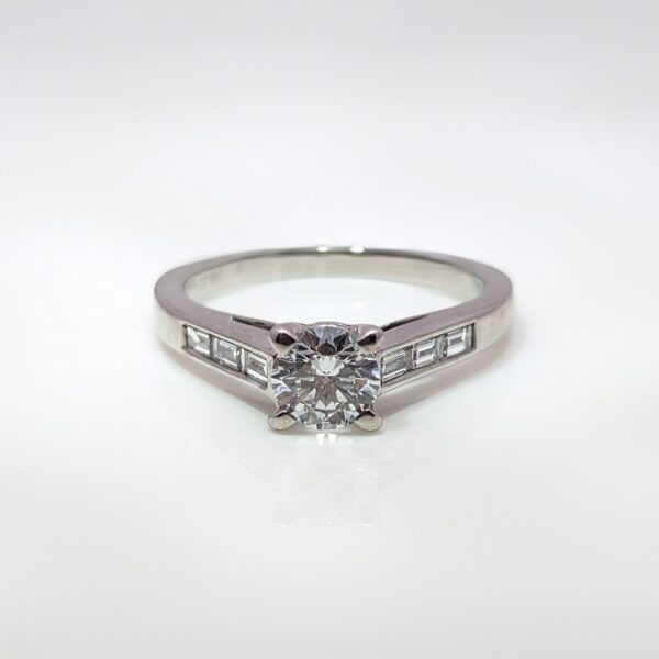 18ct White Gold 0.56cts Round Centre and Baguette Cut Diamonds Shoulders