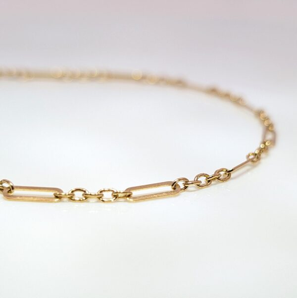 Explore the best timeless bracelets and bangles from Aleks Jewellers. Discover our Delicate Chain Bracelet 9ct Yellow Gold in 7 inches.