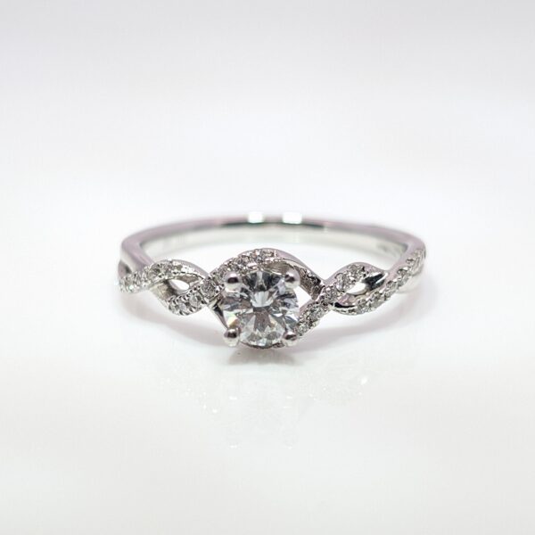 18ct White Gold 0.15ct Pavé Twist Diamond Ring with Milgrain Shoulders
