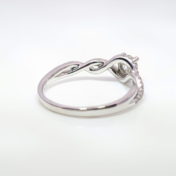 18ct White Gold 0.15ct Pavé Twist Diamond Ring with Milgrain Shoulders