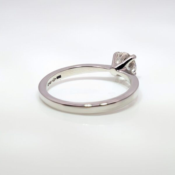 Pre-Loved Platinum 0.80ct Solitaire Diamond Engagement Ring