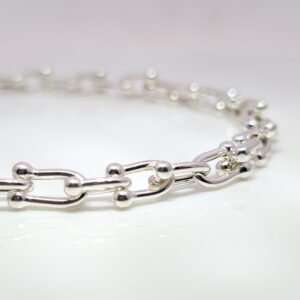 Explore the best timeless bracelets and bangles from Aleks Jewellers. Discover our Sterling Silver Fancy Chain Bracelet in 7 inches with a Lobster Claw Fastening.