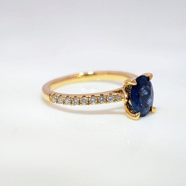 1.16ct Oval Sapphire and Diamond Set Shoulders 18k Yellow Gold | 35768 - Image 4
