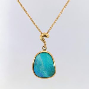 Pre-Loved Blue Opal Necklace 9k Yellow Gold | 39940