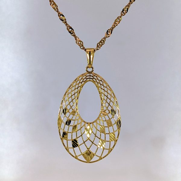 Pre-Loved Ornate Pendant and 22" Chain 9k Yellow Gold | 42014