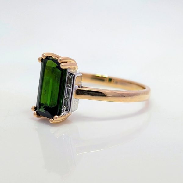 1.75ct Green Tourmaline and Diamond Ring 9k Yellow Gold | 43109 - Image 2