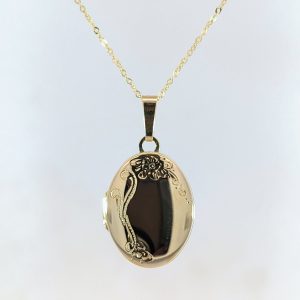Oval Locket Necklace 18" Chain 9k Yellow Gold | 43272