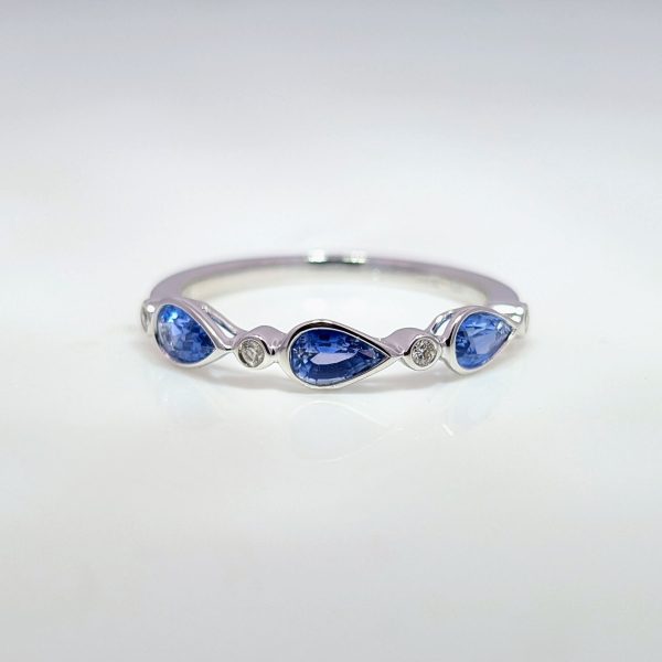 Pear Sapphire & Diamond Ring 9k White Gold | 43374