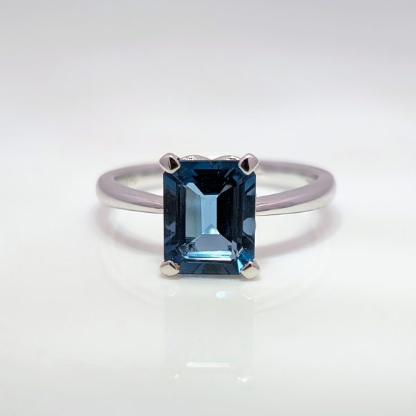 9k White Gold Emerald Cut Topaz Ring | 38492