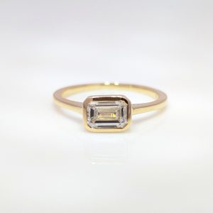1.03ct Lab Grown East-West Emerald-Cut Diamond Engagement Ring 9k Yellow Gold | 43958