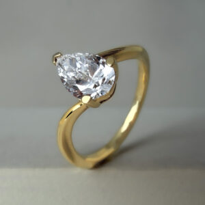 1.06ct Pear Lab Grown Diamond Offset Engagement Ring 18k Yellow Gold | 45624