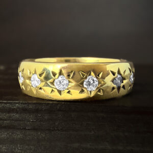 Pre-Loved 5mm Diamond Ring 9k Yellow Gold | 40275