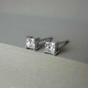 0.32ct Diamond Stud Earrings 18k White Gold | 39741