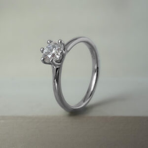 0.30ct Solitaire Diamond Engagement Ring 18k White Gold | 28031
